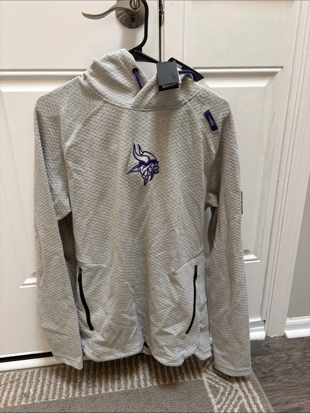 UNRL MN Vikings Men’s Grey Pullover with Purple Accents